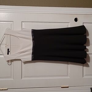 Nine West Fress Size 6 -like new condition